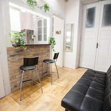 N40 By Small Home Βουδαπέστη Εξωτερικό φωτογραφία