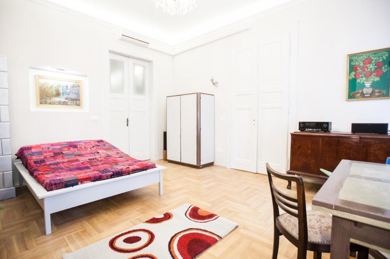 N40 By Small Home Βουδαπέστη Εξωτερικό φωτογραφία