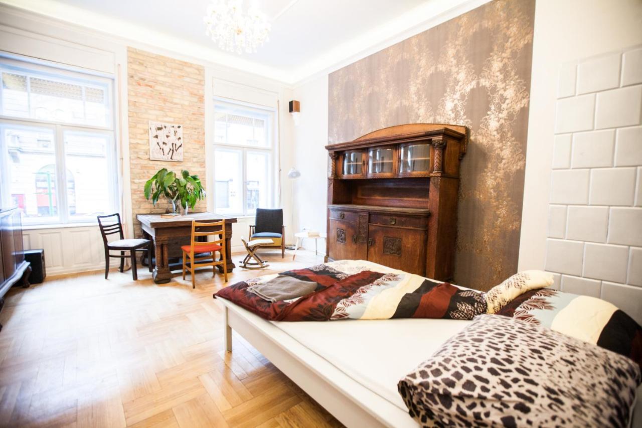 N40 By Small Home Βουδαπέστη Εξωτερικό φωτογραφία