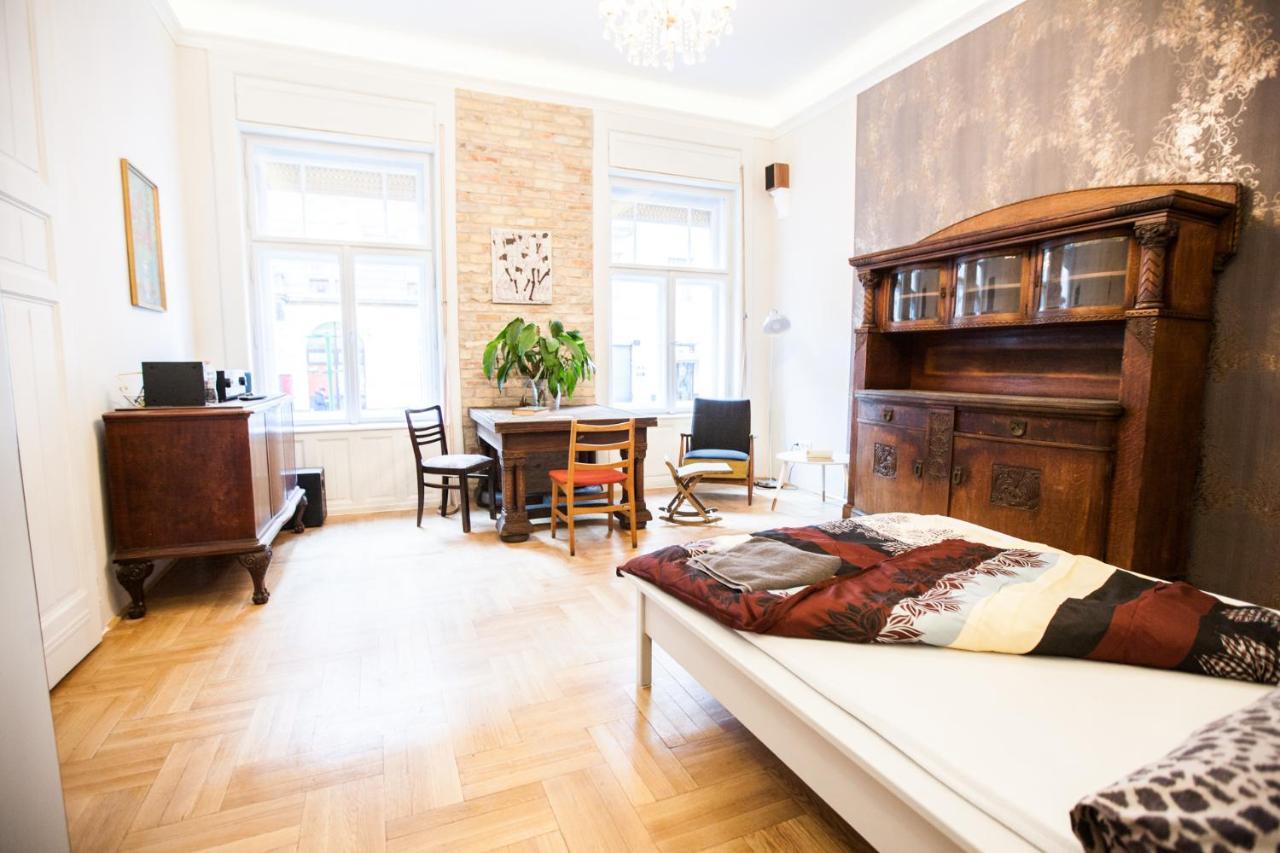 N40 By Small Home Βουδαπέστη Εξωτερικό φωτογραφία